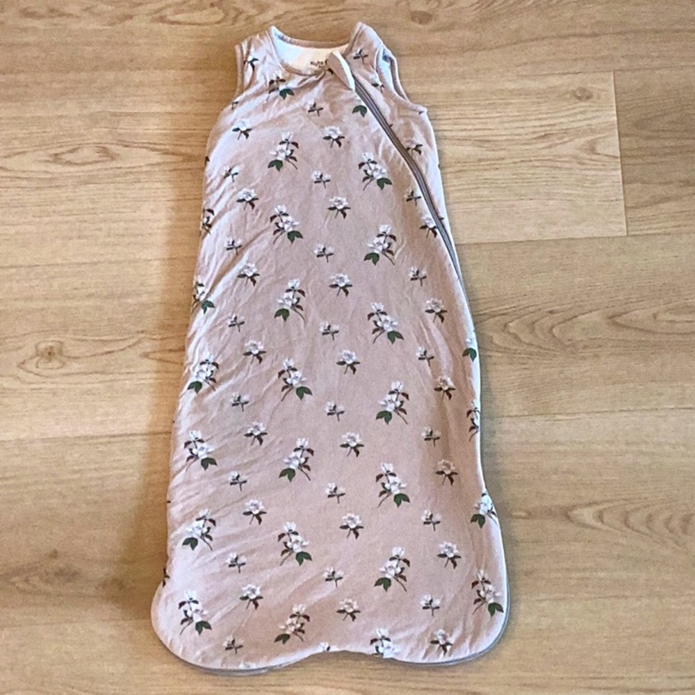 Kyte Tan flower design Sleep Sack